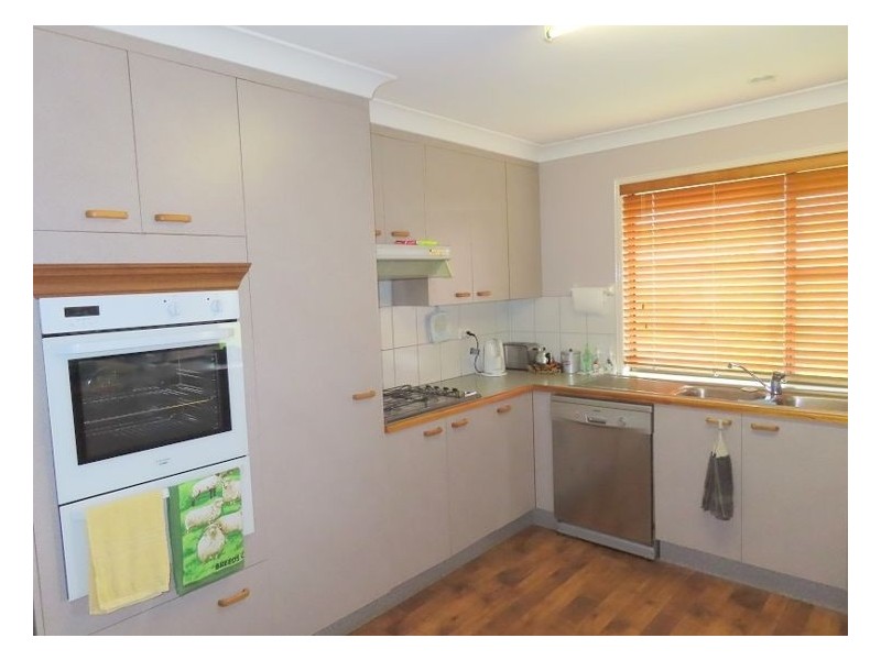 43 Bassel Road, Stanthorpe QLD 4380