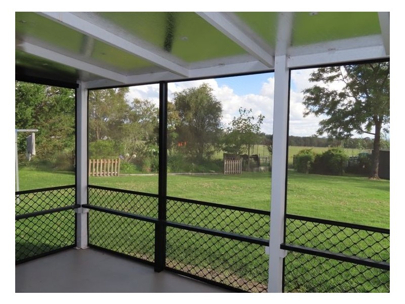 114 Ridge Road, Glen Niven QLD 4377