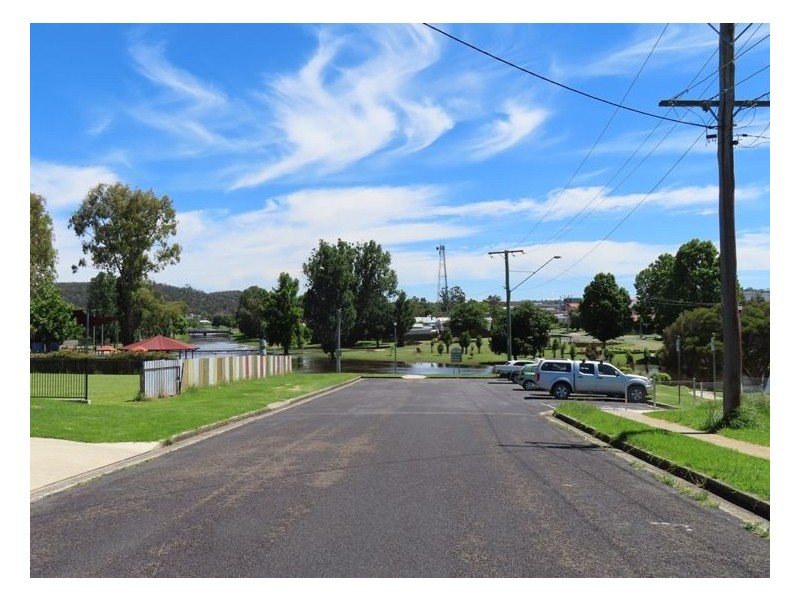 6 Kilpa Street, Stanthorpe QLD 4380