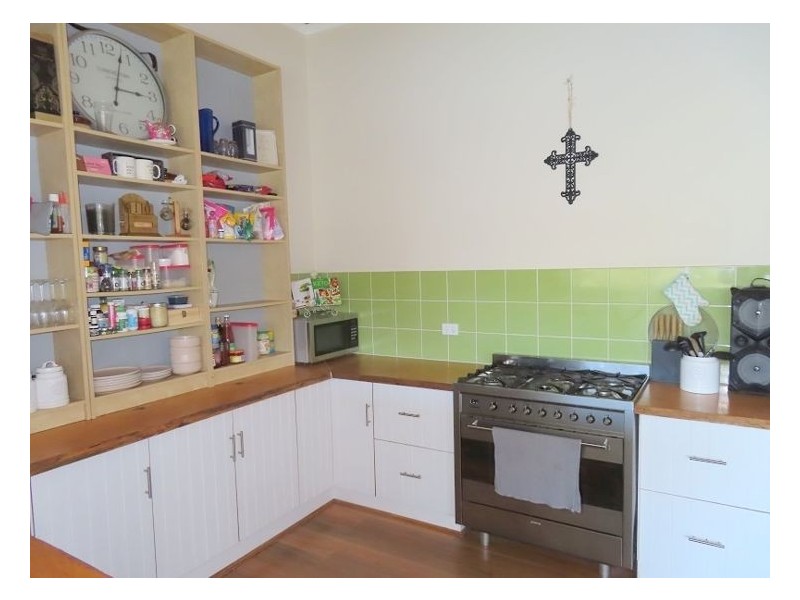 1383 Eukey Road, Ballandean QLD 4382