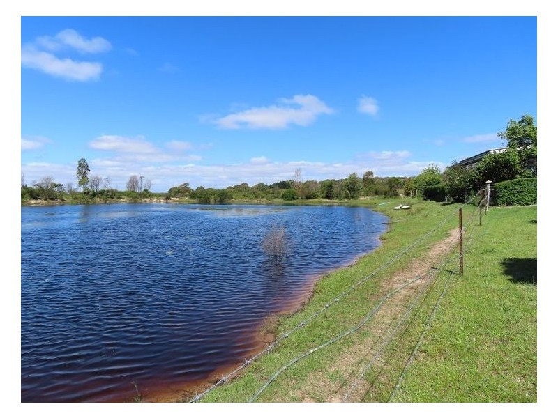 1383 Eukey Road, Ballandean QLD 4382