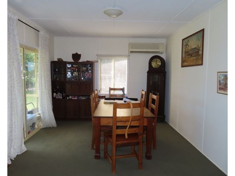 61 College Road, Stanthorpe QLD 4380