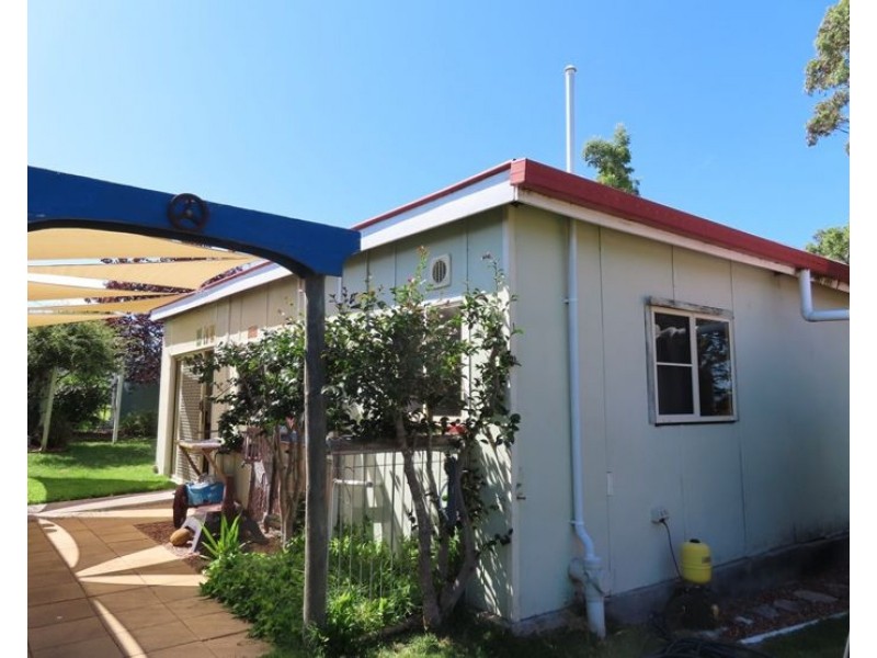 61 College Road, Stanthorpe QLD 4380