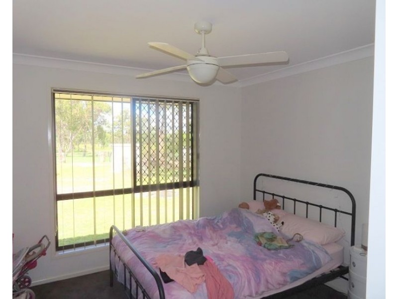 25481 New England Highway, Stanthorpe QLD 4380
