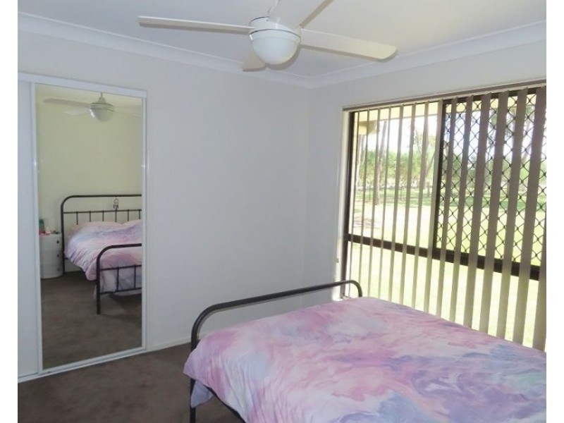 25481 New England Highway, Stanthorpe QLD 4380