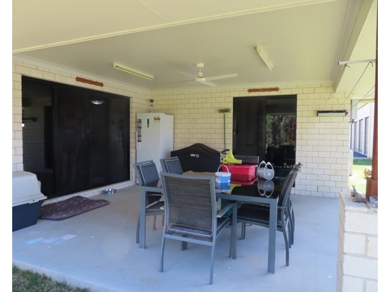 25481 New England Highway, Stanthorpe QLD 4380