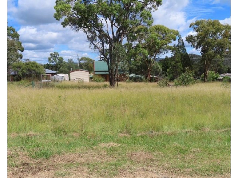 Lot 141 & 142 Cummerford Road, Glen Aplin QLD 4381