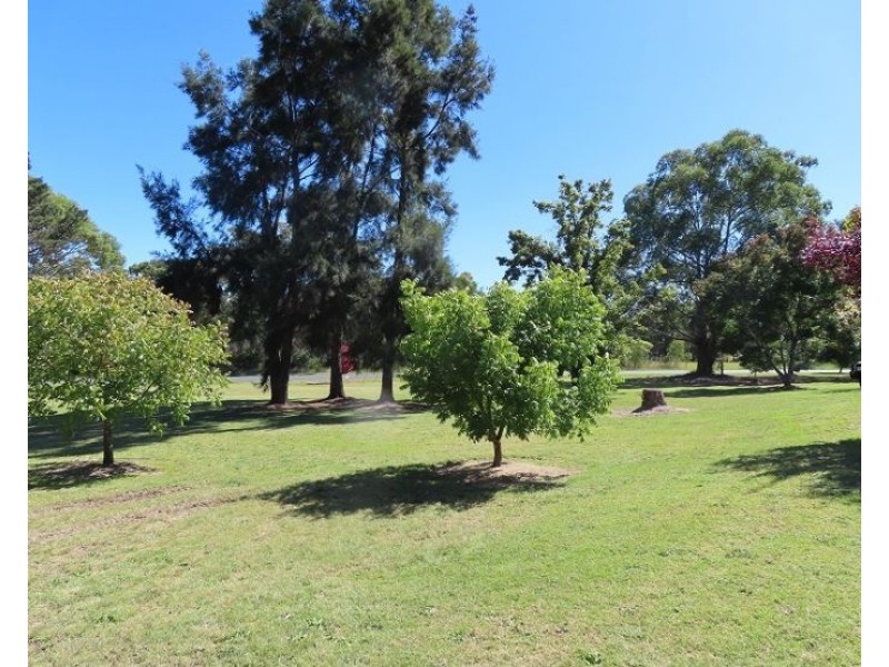 139 Hale Haven Drive, Stanthorpe QLD 4380