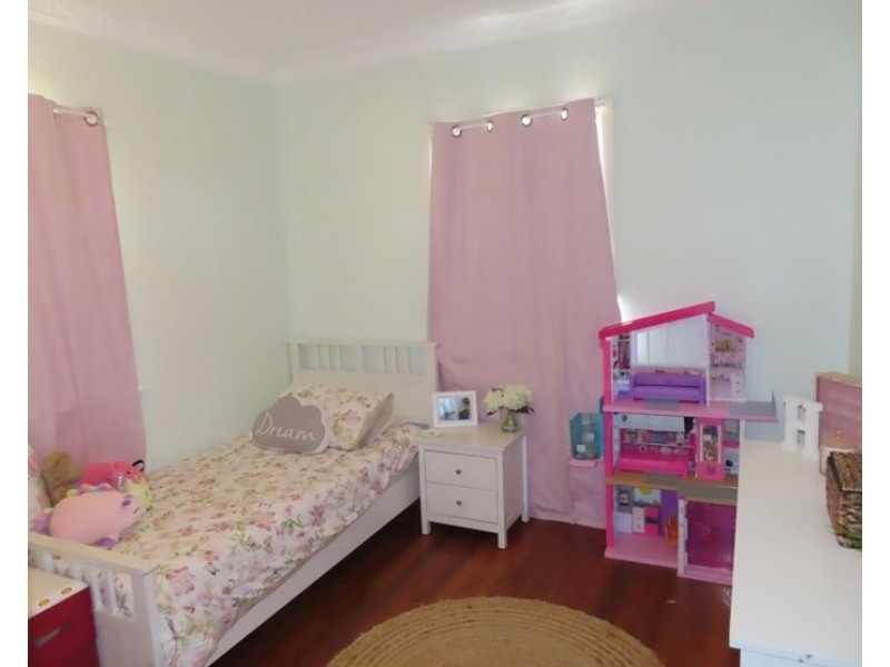 66 Calvert Road, Glen Aplin QLD 4381