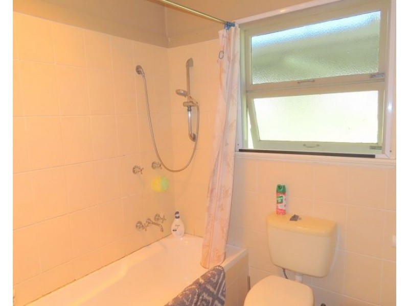 66 Calvert Road, Glen Aplin QLD 4381