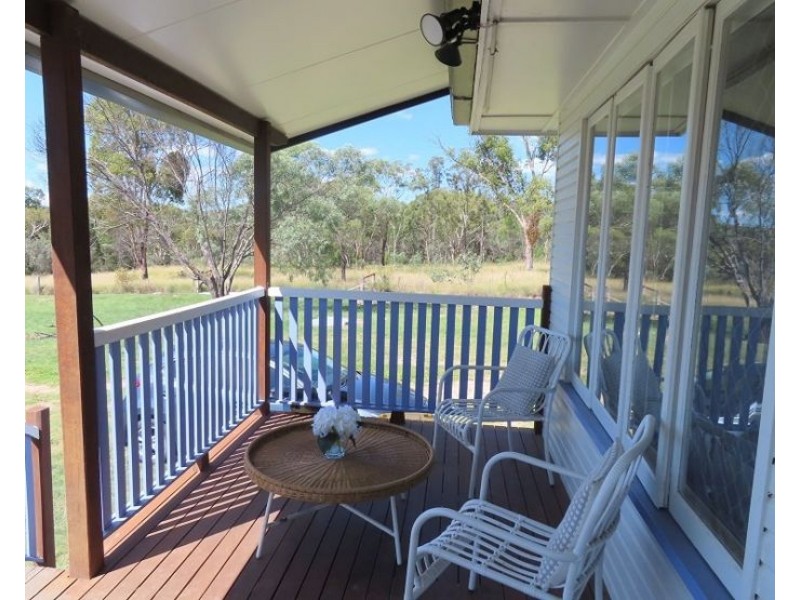 66 Calvert Road, Glen Aplin QLD 4381