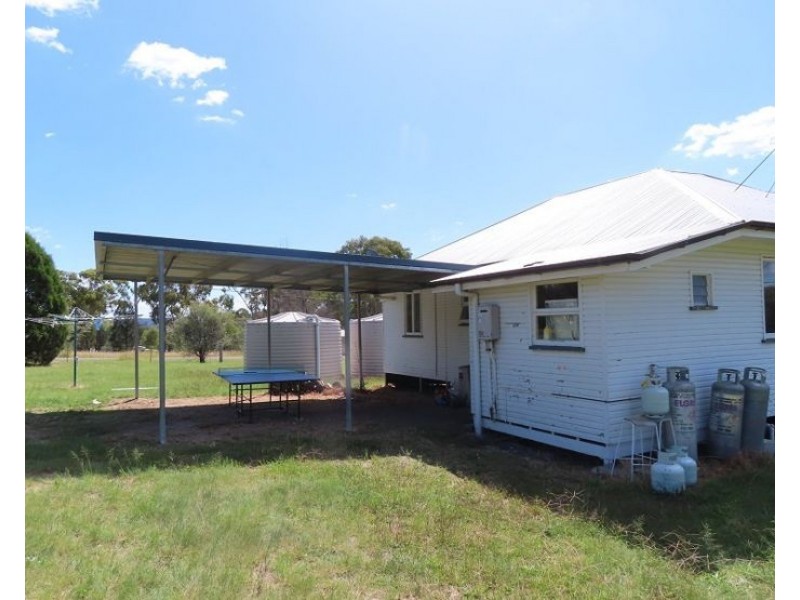 66 Calvert Road, Glen Aplin QLD 4381