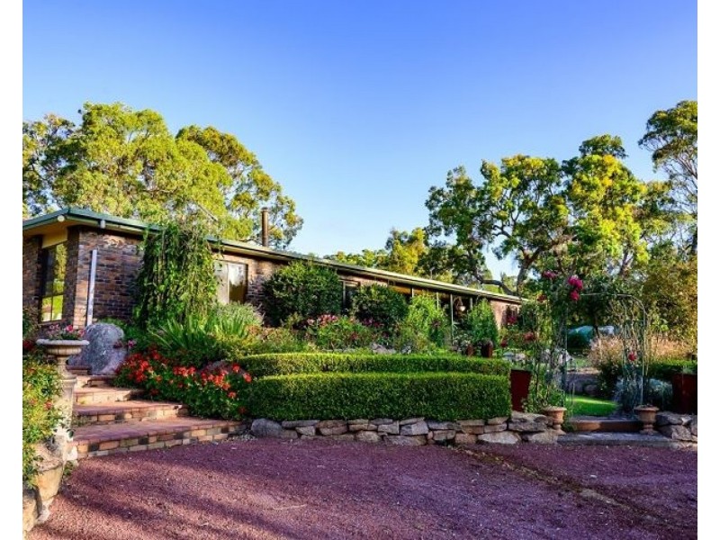 39 Brunckhorst Avenue, Stanthorpe QLD 4380