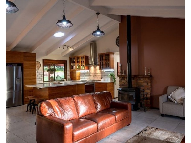 39 Brunckhorst Avenue, Stanthorpe QLD 4380