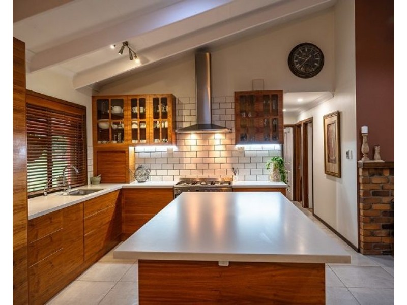 39 Brunckhorst Avenue, Stanthorpe QLD 4380