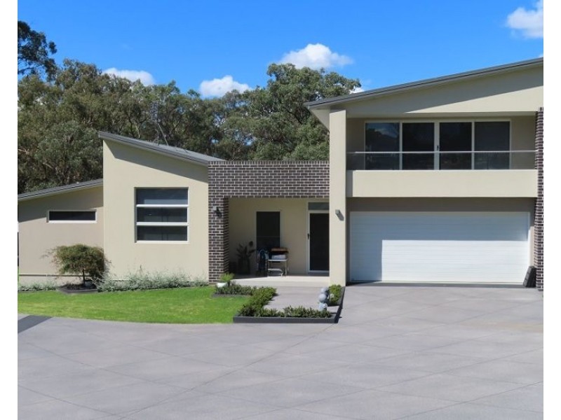 54 Kingston Road, Stanthorpe QLD 4380