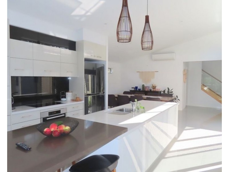 54 Kingston Road, Stanthorpe QLD 4380
