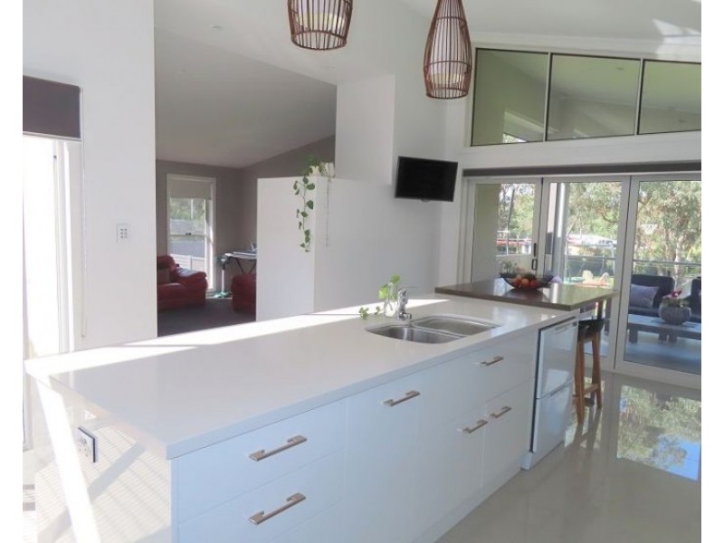 54 Kingston Road, Stanthorpe QLD 4380