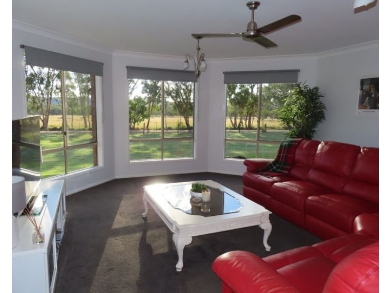 51 McMeniman Road, Ballandean QLD 4382