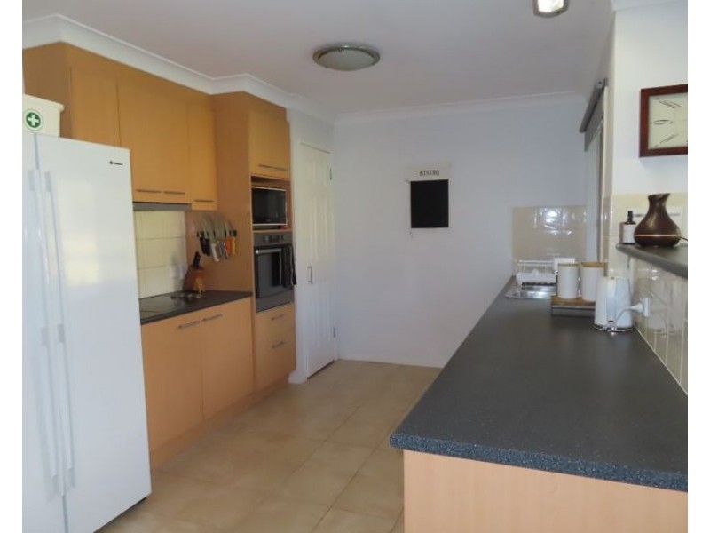 51 McMeniman Road, Ballandean QLD 4382