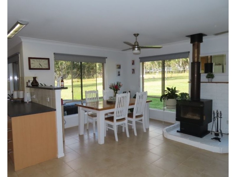 51 McMeniman Road, Ballandean QLD 4382