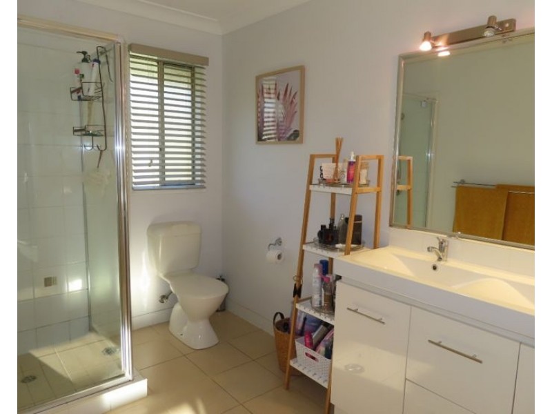 51 McMeniman Road, Ballandean QLD 4382