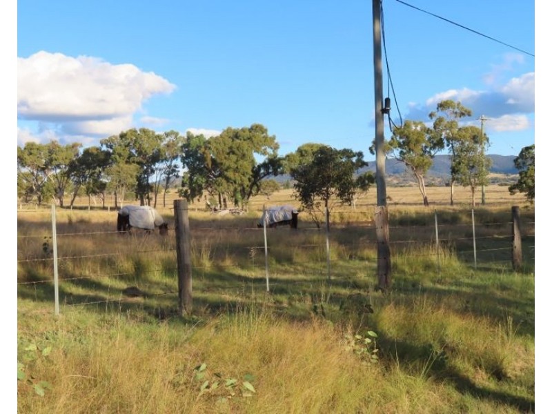 51 McMeniman Road, Ballandean QLD 4382