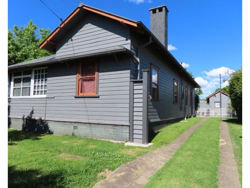 365 Rouse Street, Tenterfield NSW 2372