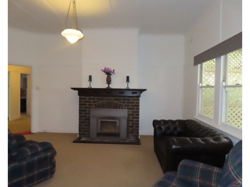 365 Rouse Street, Tenterfield NSW 2372