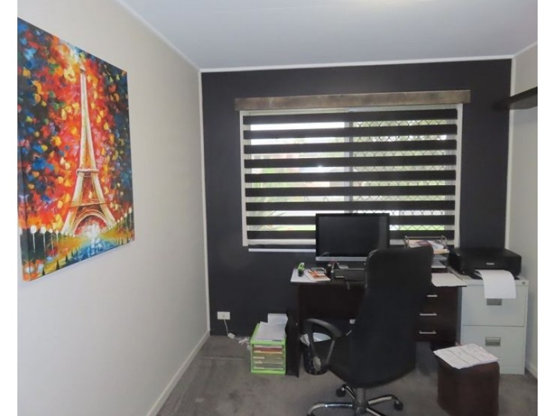 9 Leslie Parade, Stanthorpe QLD 4380