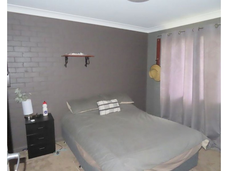 9 Leslie Parade, Stanthorpe QLD 4380