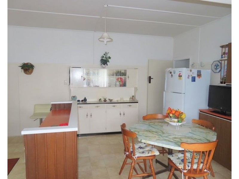 5 Granite Street, Stanthorpe QLD 4380