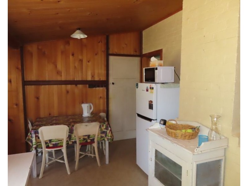 80 Pidgeon Road, Dalveen QLD 4374