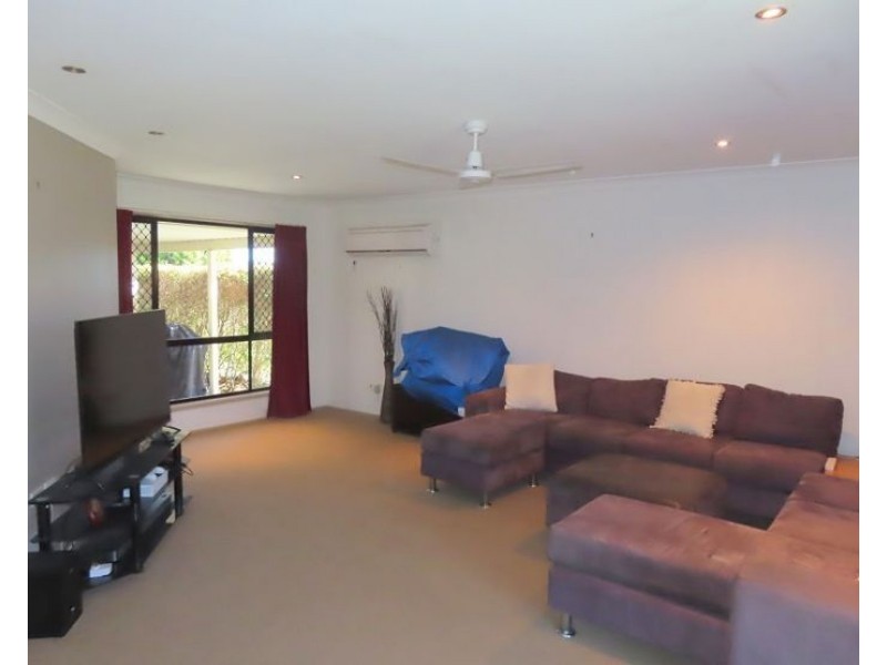 10 Barton Street, Stanthorpe QLD 4380