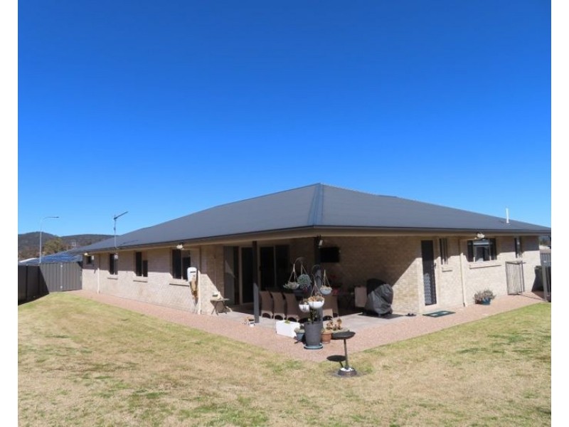 29 Pavilion Drive, Stanthorpe QLD 4380