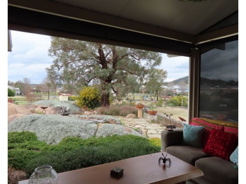 47 Denham Street, Stanthorpe QLD 4380