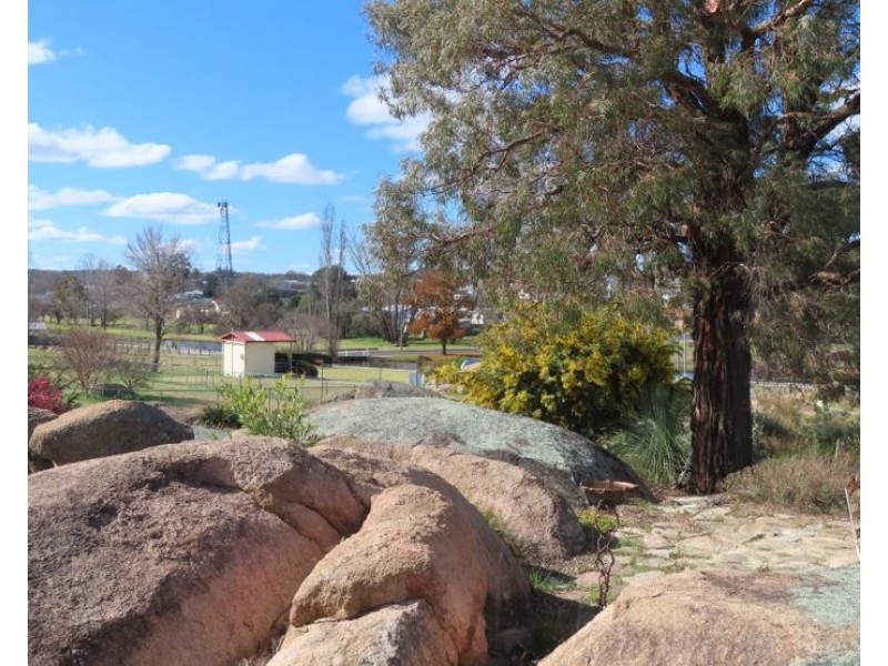 47 Denham Street, Stanthorpe QLD 4380
