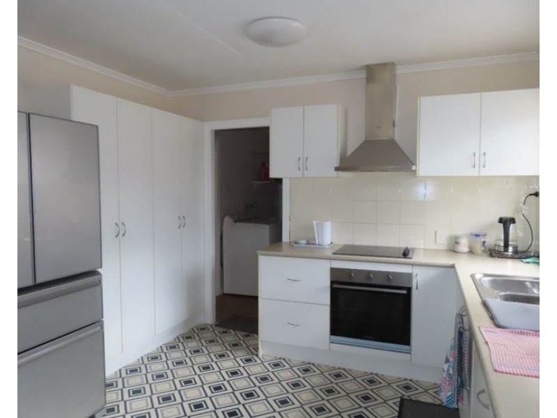 124 Lock Street, Stanthorpe QLD 4380