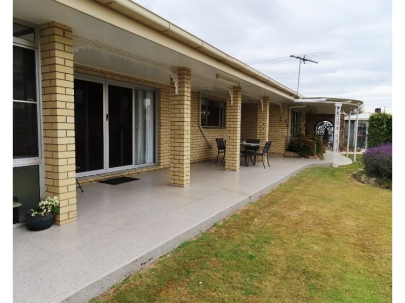 49 Denham Street, Stanthorpe QLD 4380