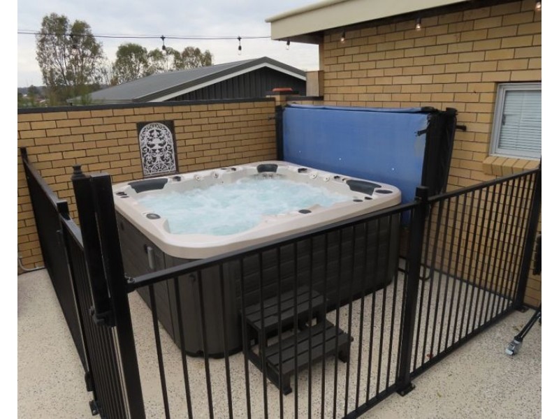 49 Denham Street, Stanthorpe QLD 4380