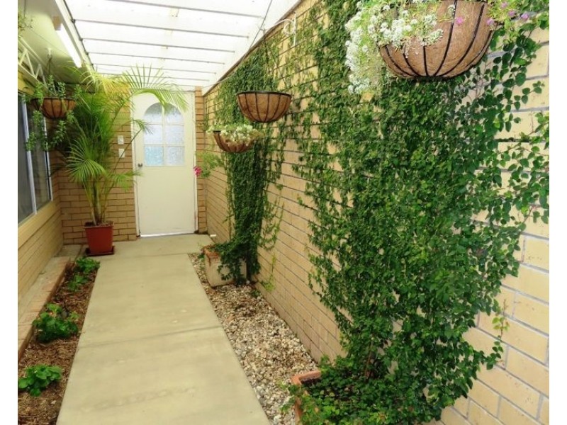 49 Denham Street, Stanthorpe QLD 4380