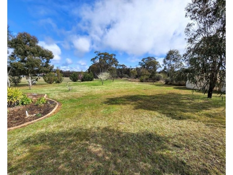 19 Nectar Lane, Broadwater QLD 4380