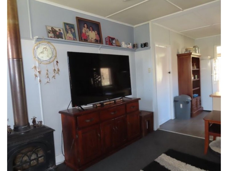 36 Rich Street, Stanthorpe QLD 4380
