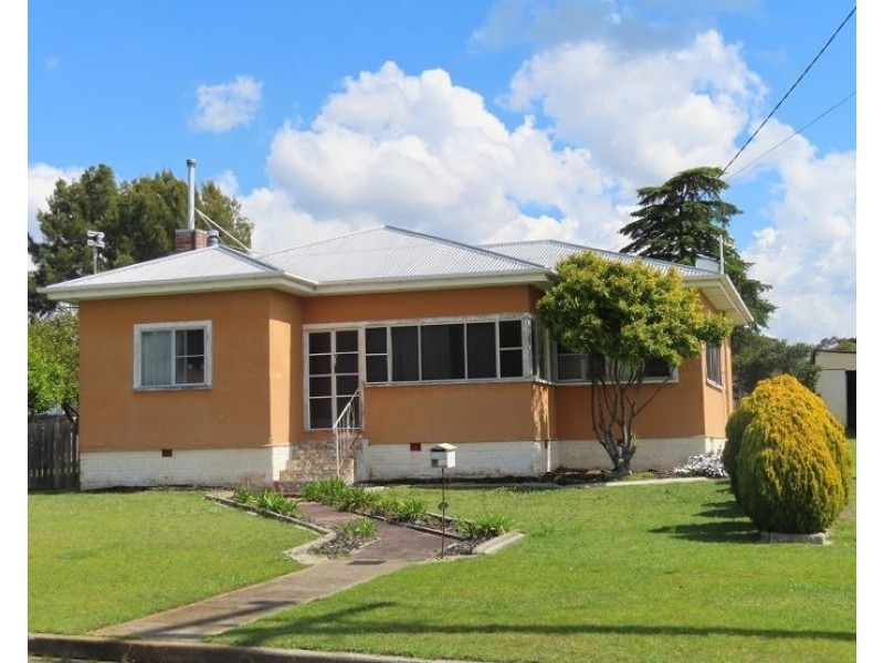 93 Sugarloaf Road, Stanthorpe QLD 4380