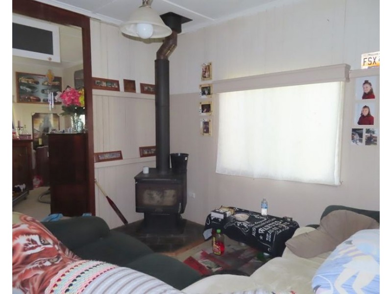 93 Sugarloaf Road, Stanthorpe QLD 4380