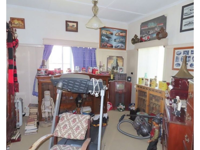 93 Sugarloaf Road, Stanthorpe QLD 4380