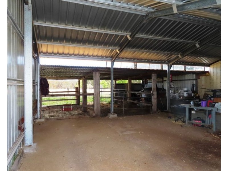 36 Willocks Lane, Greenlands QLD 4380