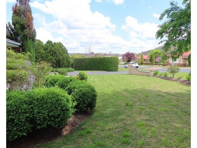 7 Fairway Crescent, Stanthorpe QLD 4380