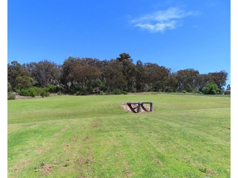 56a Wallangarra Road, Stanthorpe QLD 4380