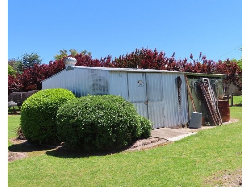 56a Wallangarra Road, Stanthorpe QLD 4380